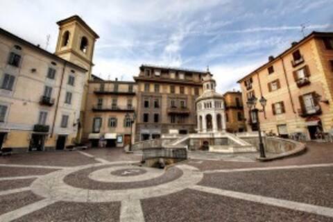Appartamento Lella Con Meravigliosa Vista Vicino Alle Terme Acqui Terme Exterior foto